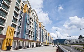 Dreamscape Apartment @ Golden Hill